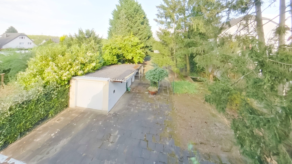 GS 1 vorne Blick Balkon